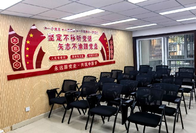 ”！龙腾苑二区居民幸福感“原地升级”凯发赛事合作提升“硬件”打磨“细节(图7)