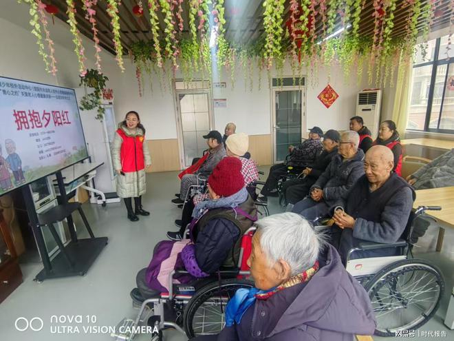 张李湾社区：开展老年人心理健康讲座凯发k8网站信阳市浉河区民权街道(图1)